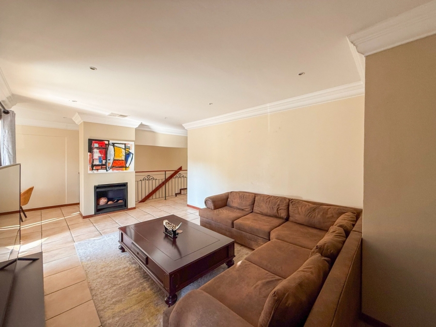 4 Bedroom Property for Sale in Eagles Landing North West